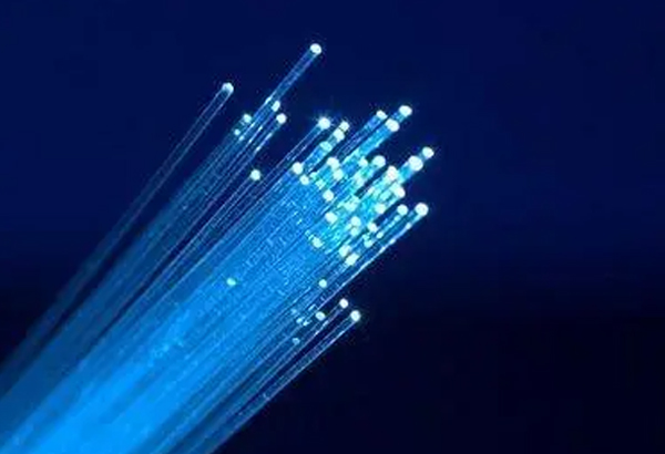 AT&T：到2023年將投資約480億美元，以擴大光纖互聯(lián)和5G無線服務(wù)