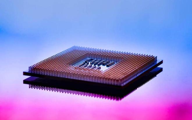 分銷Infineon工業(yè)微控制器、汽車微控制器（MCU）