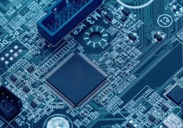 供應(yīng)電源管理-PMIC 芯片：包括電池管理、電壓基準(zhǔn)、LDO 穩(wěn)壓器、開關(guān)穩(wěn)壓器